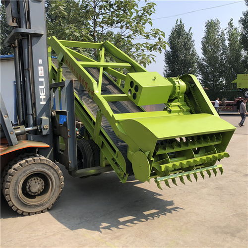 青貯上料機(jī)與取草機(jī) 畜牧漁業(yè)飼料高效生產(chǎn)與直銷優(yōu)勢(shì)